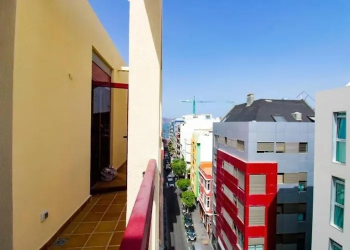 Daire Luminoso Atico En Playa Chica *