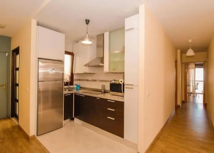 Luminoso Atico En Playa Chica Апартаменты